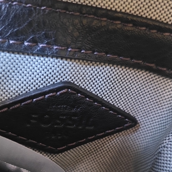 Fossil Elegant Black‎ Leather Women's MINI Bag. - Picture 10 of 15